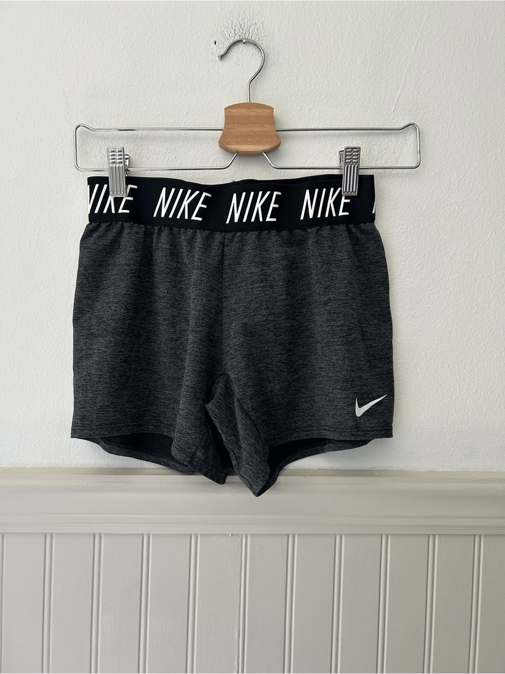 Nike Girls Large Charcoal Logo Elastic Waist Athletic Dri Fit Shorts